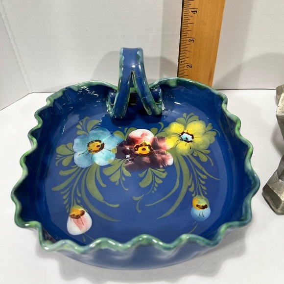 VINTAGE CERAMIC POTTERY BOWL w/HAND-PAINTED FLOWERS-SIGNATURE FROM ITALY - Picture 8 of 12